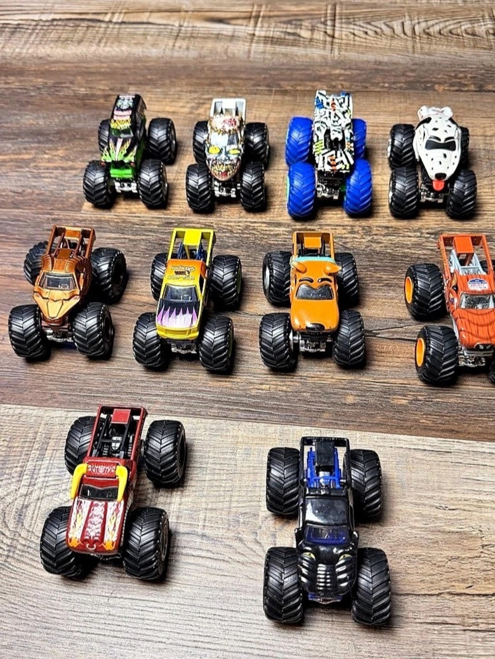 Hot Wheels Monster  Jam Trucks Lot of 10 Diecast Toy Trucks Oversized Wheels Set